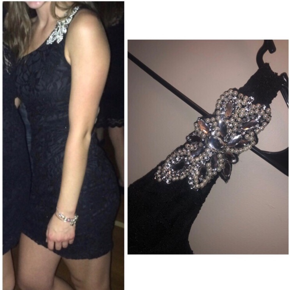 One shouldered Black Lace Dress